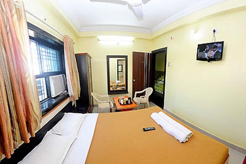 Sai Ganesh Hotel Sirdi Szoba fotó